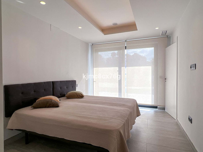 Image No.28-5 Bed Villa for sale