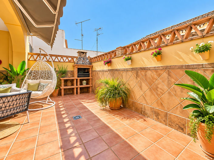Image No.3-4 Bed Townhouse for sale