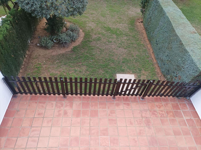Image No.4-4 Bed Townhouse for sale