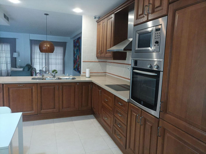 Image No.5-4 Bed Townhouse for sale