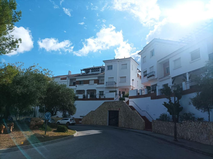 Image No.51-4 Bed Townhouse for sale