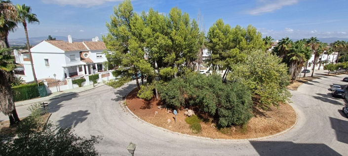 Image No.52-4 Bed Townhouse for sale