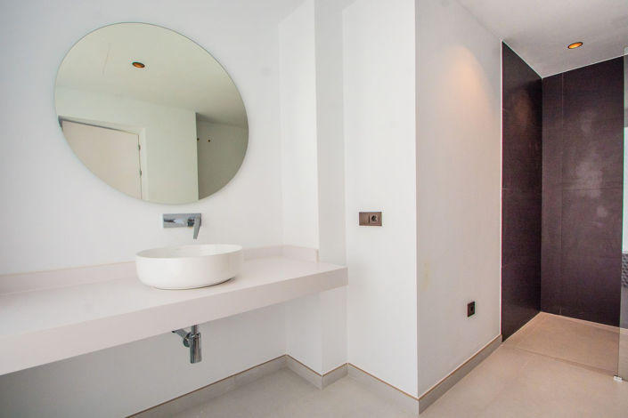 Image No.21-4 Bed Villa for sale