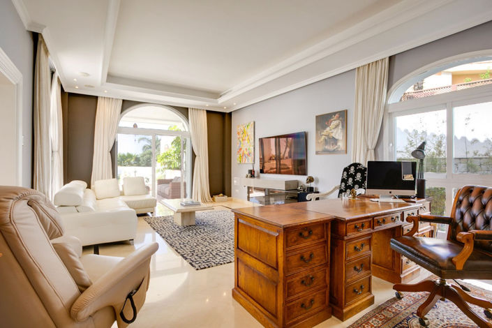 Image No.14-5 Bed Villa for sale