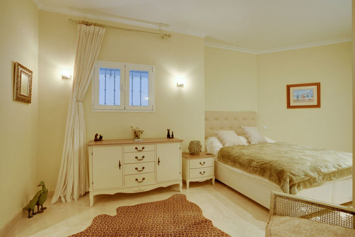 Image No.32-5 Bed Villa for sale