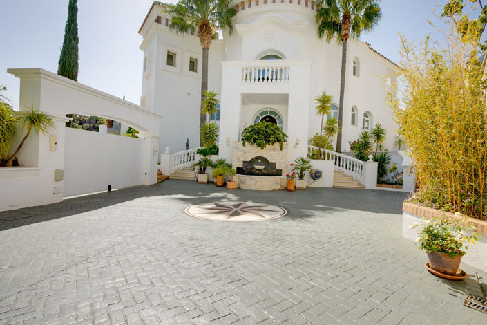 Image No.43-5 Bed Villa for sale