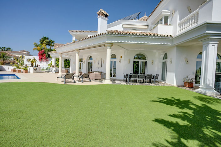 Image No.48-5 Bed Villa for sale