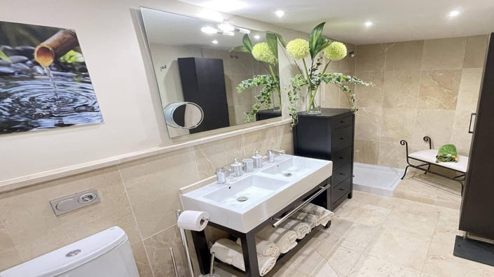 Image No.18-3 Bed Apartment for sale