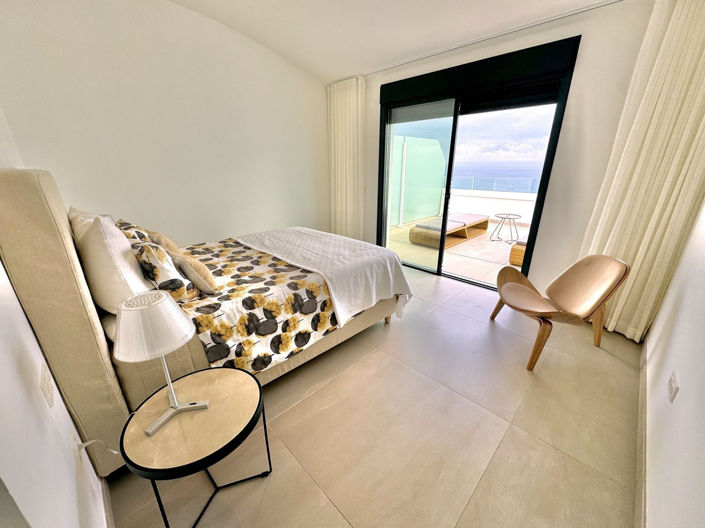 Image No.19-2 Bed Apartment for sale