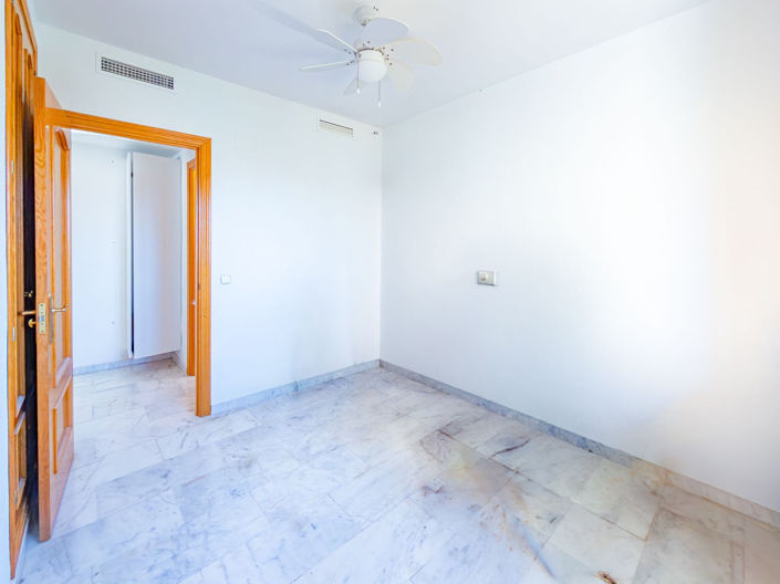Image No.16-3 Bed Apartment for sale