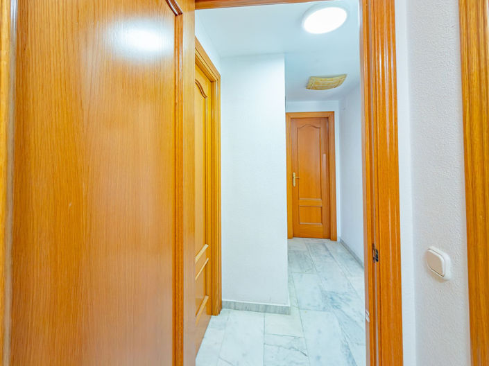 Image No.25-3 Bed Apartment for sale