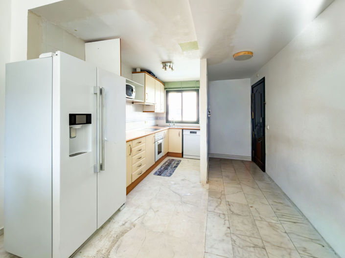 Image No.9-3 Bed Apartment for sale