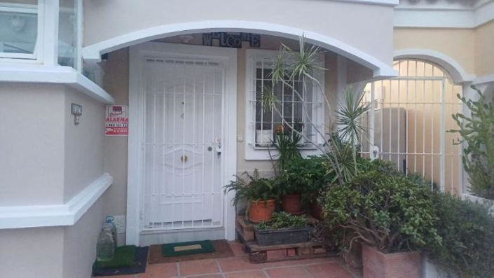 Image No.2-2 Bed Semi-Detached for sale