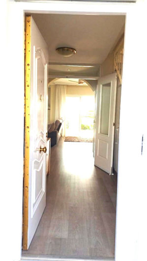 Image No.21-2 Bed Semi-Detached for sale