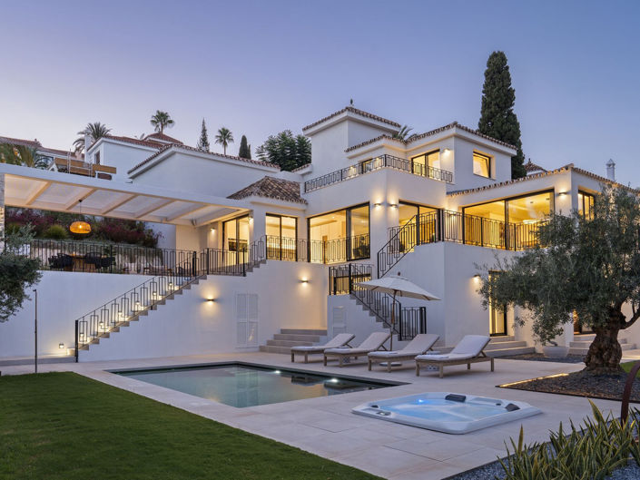 Image No.2-4 Bed Villa for sale