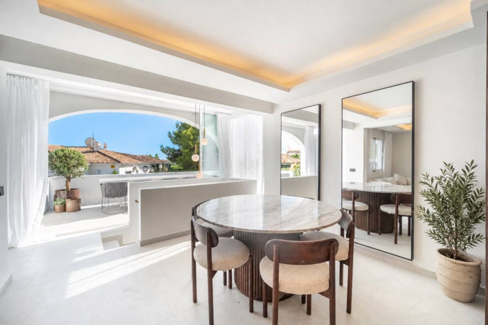 Image No.7-3 Bed Apartment for sale
