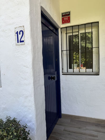 Image No.33-2 Bed Townhouse for sale