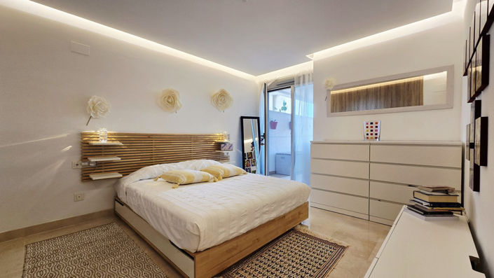 Image No.20-3 Bed Apartment for sale