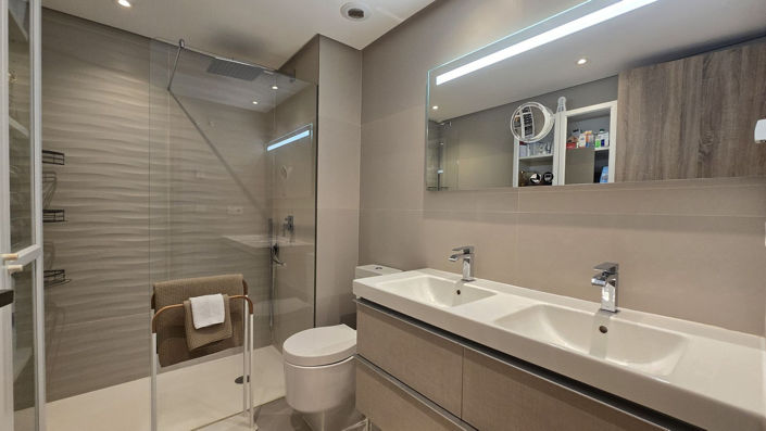 Image No.23-3 Bed Apartment for sale