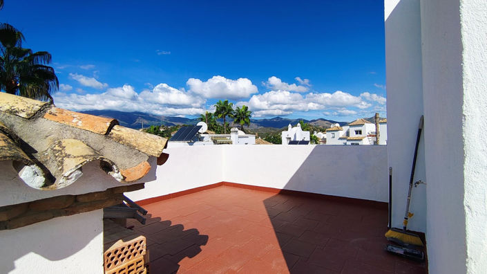Image No.35-3 Bed Semi-Detached for sale