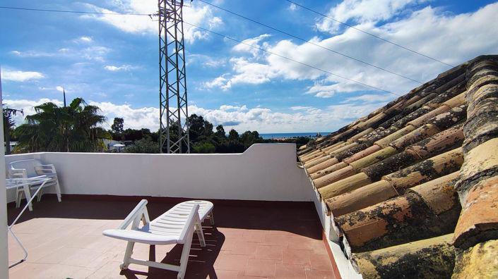 Image No.37-3 Bed Semi-Detached for sale