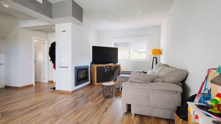 Image No.7-3 Bed Semi-Detached for sale