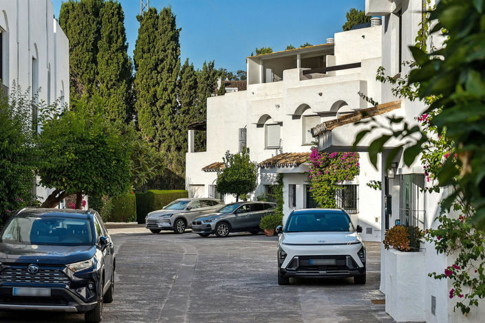 Image No.41-3 Bed Townhouse for sale