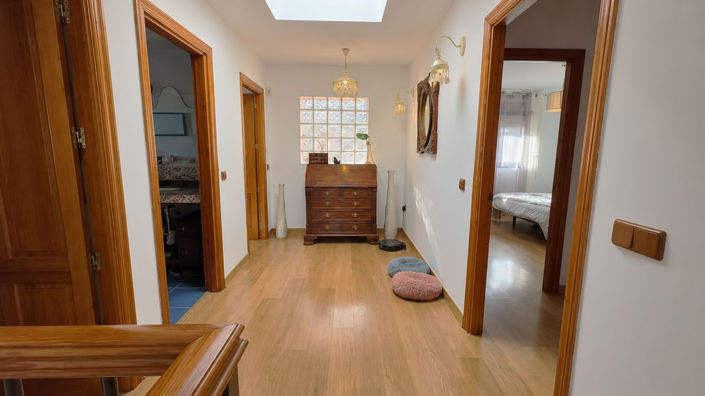 Image No.23-6 Bed Villa for sale