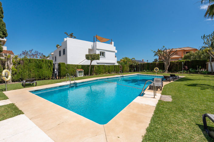Image No.3-3 Bed Townhouse for sale