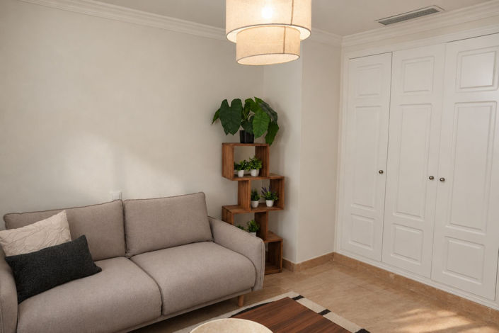 Image No.17-3 Bed Townhouse for sale