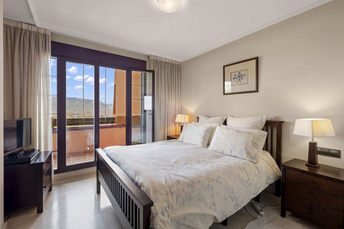 Image No.26-2 Bed Apartment for sale