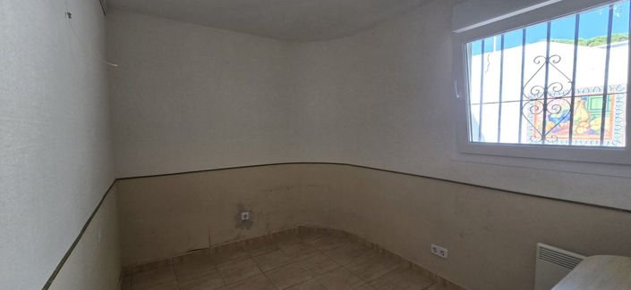 Image No.22-3 Bed Townhouse for sale