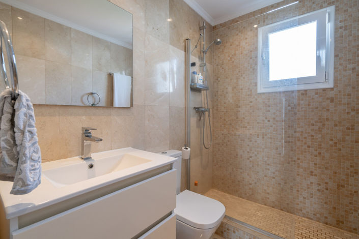 Image No.15-2 Bed Apartment for sale