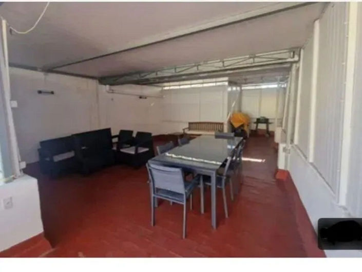 Image No.16-7 Bed Townhouse for sale