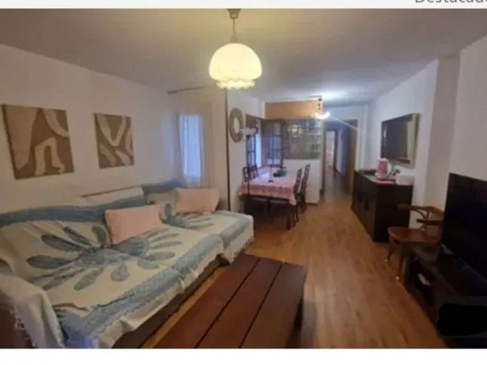 Image No.6-7 Bed Townhouse for sale