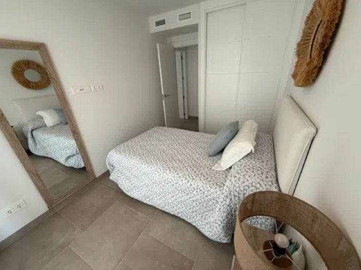 Image No.19-3 Bed Apartment for sale