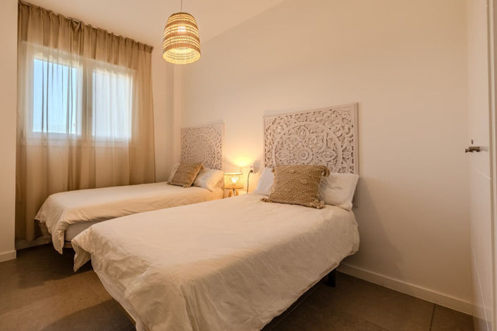 Image No.10-3 Bed Apartment for sale