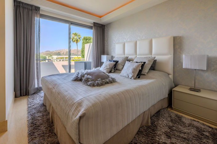 Image No.24-3 Bed Apartment for sale