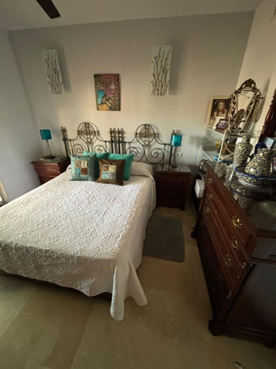 Image No.13-4 Bed Apartment for sale