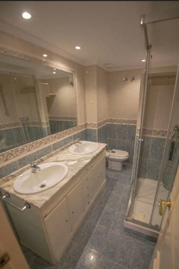 Image No.4-Appartement de 3 chambres à vendre