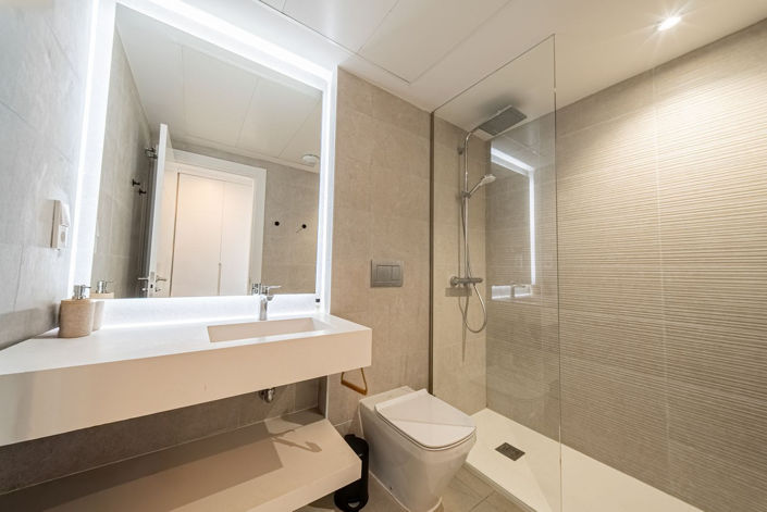 Image No.16-2 Bed Apartment for sale