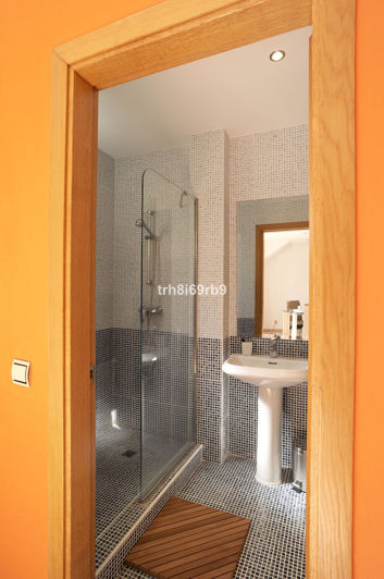 Image No.22-2 Bed Apartment for sale