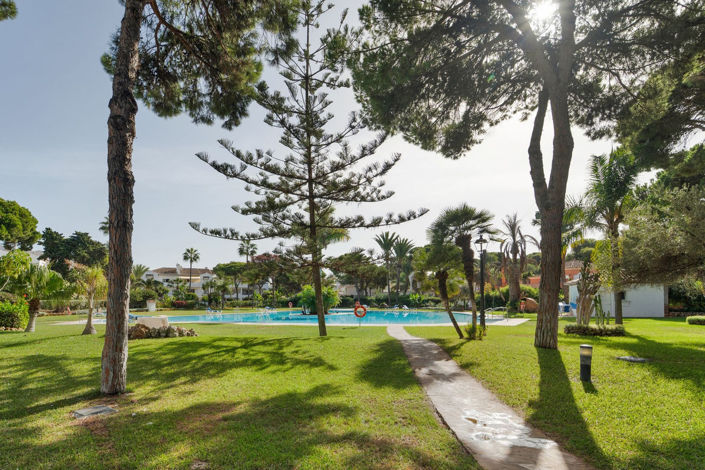 Image No.24-3 Bed Apartment for sale