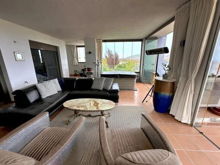 Image No.10-2 Bed Apartment for sale