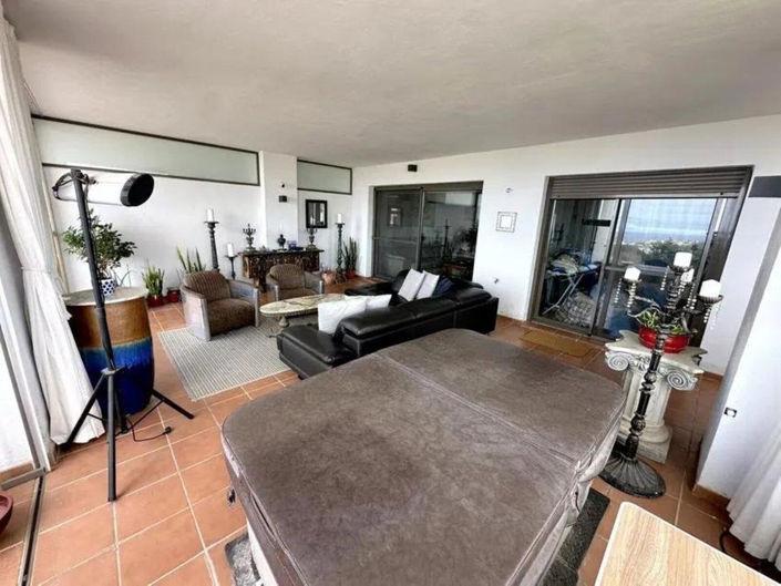 Image No.11-2 Bed Apartment for sale