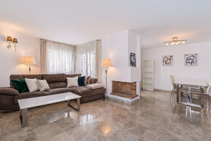 Image No.8-3 Bed Townhouse for sale