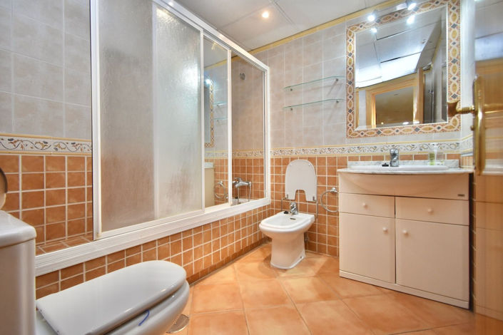 Image No.19-2 Bed Apartment for sale