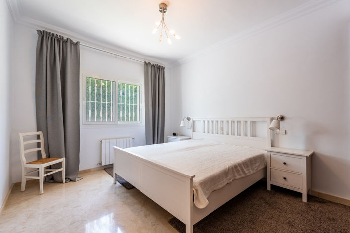 Image No.10-4 Bed Villa for sale