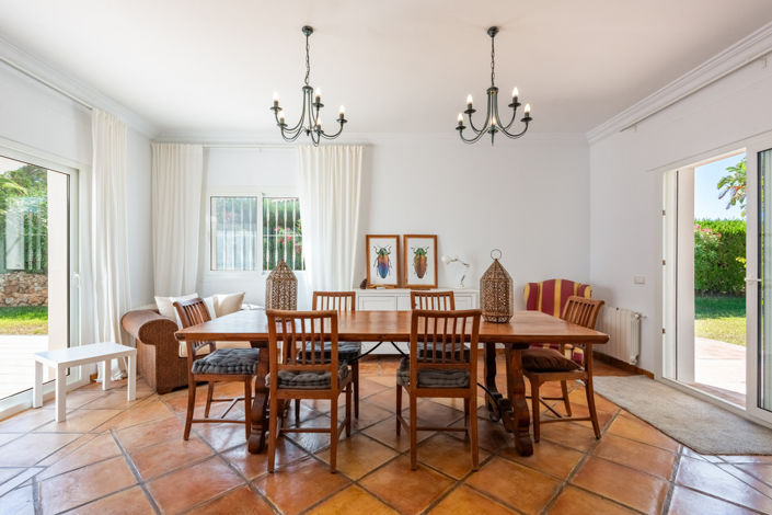 Image No.14-4 Bed Villa for sale