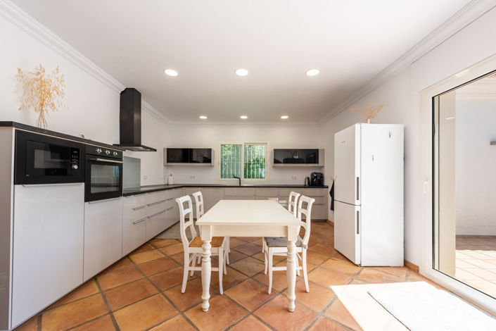Image No.6-4 Bed Villa for sale
